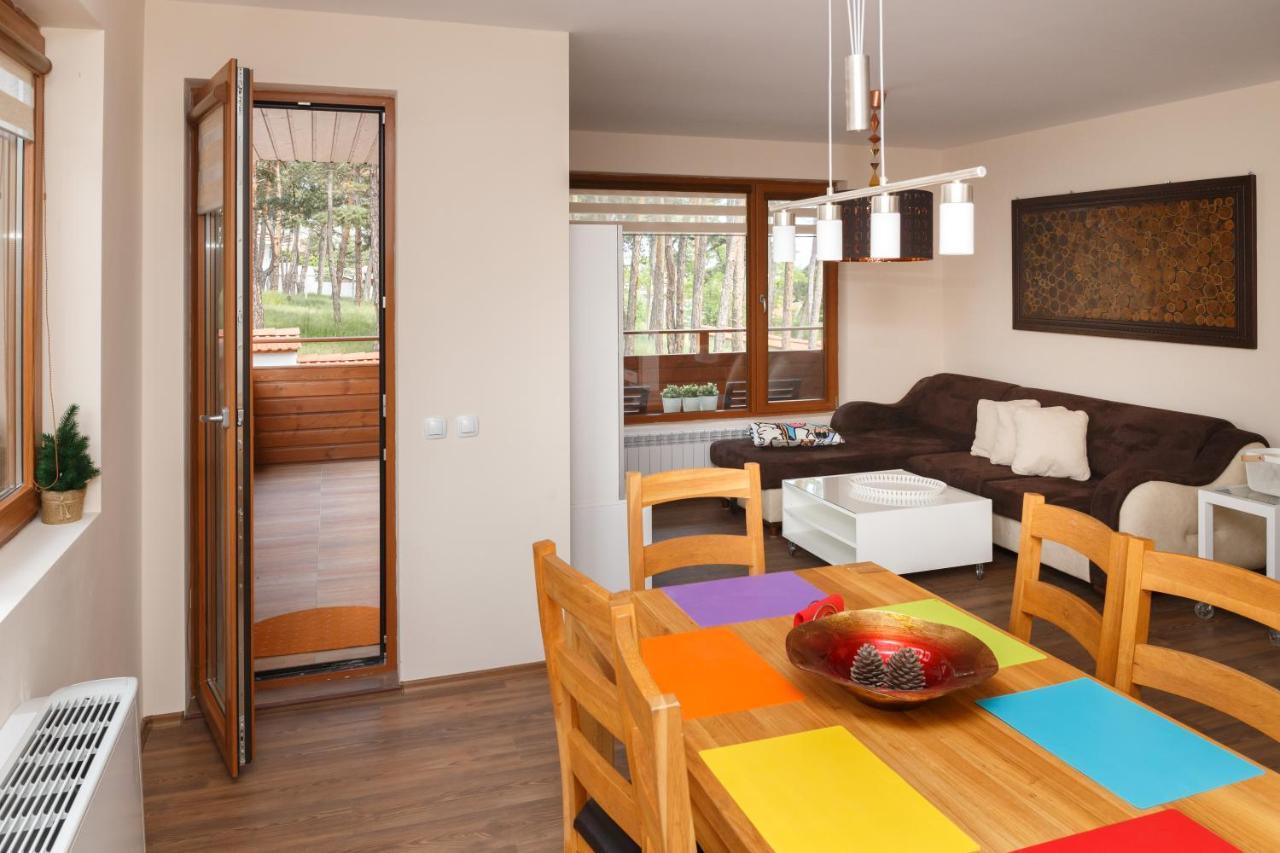 Апартамент "Forest View" В Комплекс "Вели Хилс" Velingrad Ngoại thất bức ảnh